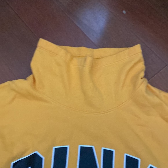 PINK Sweatshirt - Picture 3 of 5